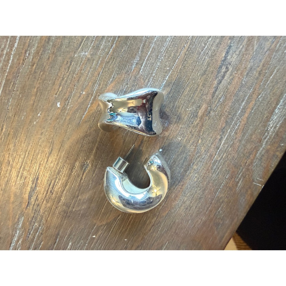 Jenny Bird Silver Tone Sculptural Chunky Hoop Earrings Architectural JB Logo